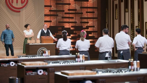 Cozinhar carne de caça é desafio no MasterChef Profissionais