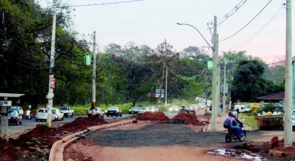 Duplicação de avenida será retomada no Ribeirão Verde