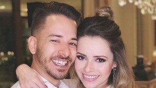 Junior: Eu era chamado de viado e minha irmã era a virgem do Brasil