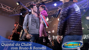 Foto Quintal da Clube com Bruno & Barretto 50
