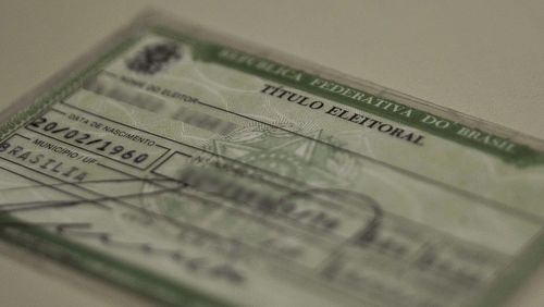 STF confirma não ser obrigatório portar título de eleitor para votar