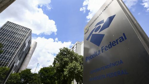 Receita abre amanhã consulta ao lote residual de restituição do IRPF