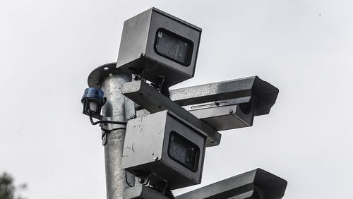 Lei que obriga governo a disponibilizar localização de radares na internet é sancionada em SP