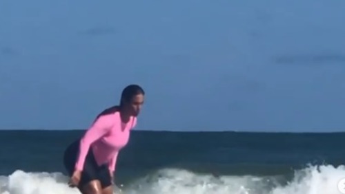 Ivete Sangalo salva menino de afogamento
