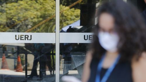 Candidatos com sintomas de covid-19 podem pedir reaplicação do Enem