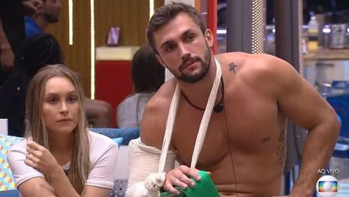 Após suspeita de surto, Globo realiza testes de covid nos participantes do BBB