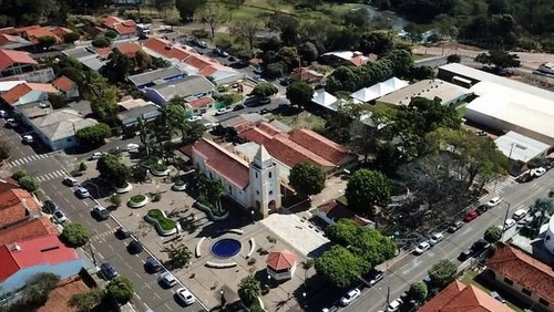 31 municípios do estado de SP gastam mais com as câmaras de vereadores do que arrecadam