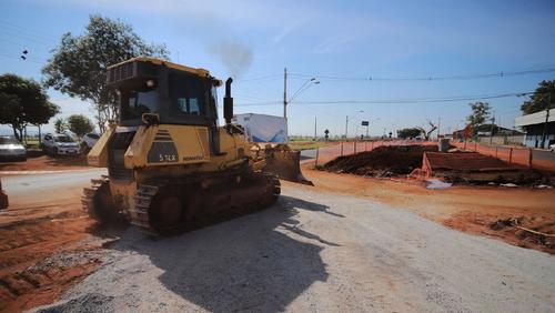 Novos trechos da avenida Thomaz Alberto Whately são interditados para obras