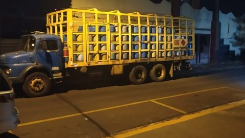 Três são detidos por envase clandestino de gás em Sertãozinho
