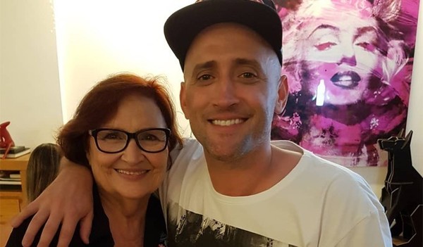 No dia das mães, Déa Lúcia fala sobre o filho Paulo Gustavo