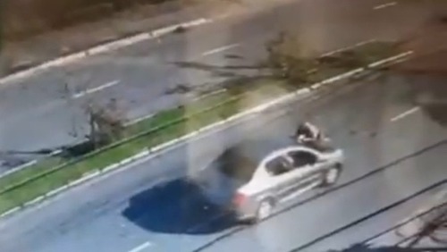 Em fuga de abordagem, motorista atropela e arrasta PM no capô em Florianópolis
