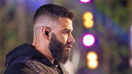 Gusttavo Lima vende shows de 2022 por R$ 100 milhões para fundo de investimentos