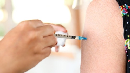 Brasil bate recorde diário de vacinados com mais de 2 milhões de doses aplicadas