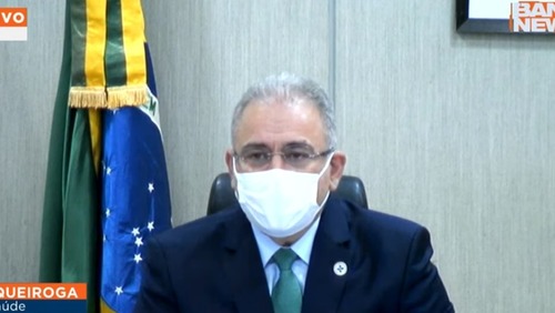 Ministério da Saúde admite reduzir intervalo entre doses da vacina da Pfizer