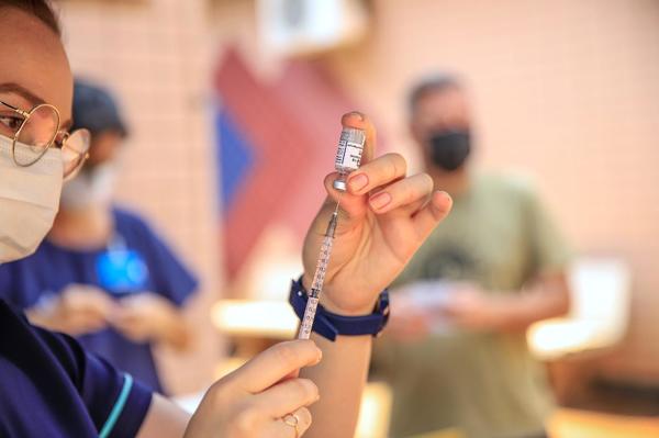 Agendamento para vacinação contra Covid em pessoas vacinadas em 20/08 (2ª DOSE CORONAVAC) será aberto nesta quarta-feira, dia 15 de setembro