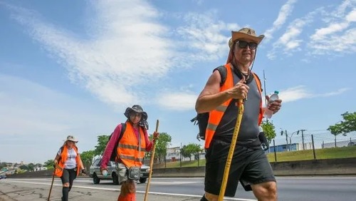Mais de 30 mil romeiros caminharam rumo à Aparecida em 2021, de acordo com a PRF