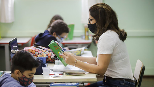 Estado de São Paulo anuncia retomada obrigatória às aulas presenciais a partir de 18 de outubro
