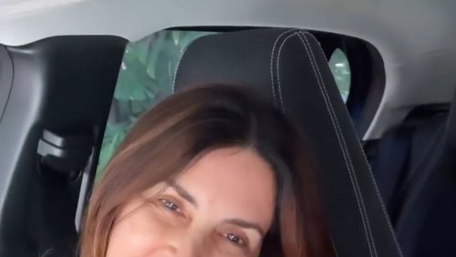Fátima Bernardes recebe alta após cirurgia no ombro e se recupera em casa