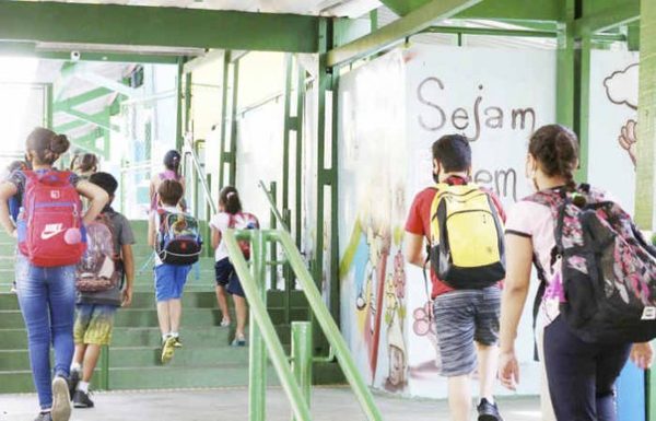 Prefeitura de Ribeirão Preto não libera 100% dos alunos na rede municipal