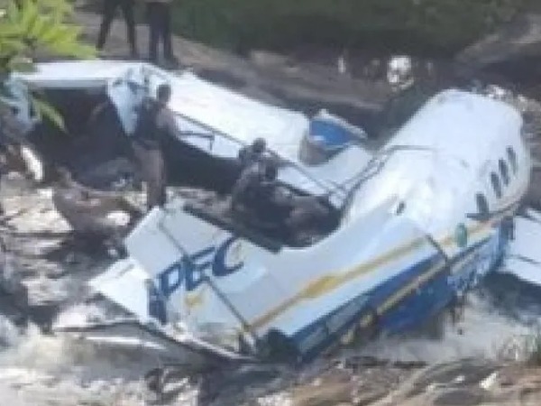 Vítimas de acidente de avião com Marília Mendonça morreram de politraumatismo