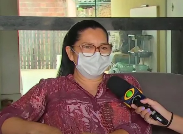 "Marília tinha vergonha de cantar", diz primeira professora de violão da artista