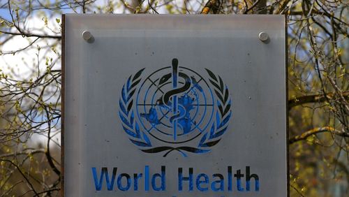 OMS diz que Ômicron é "bastante infecciosa", mas não deve haver pânico