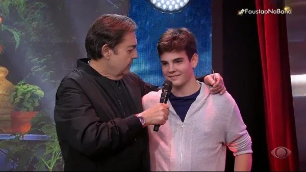 Filho mais novo de Faustão participa do programa e entrega gosto musical do pai