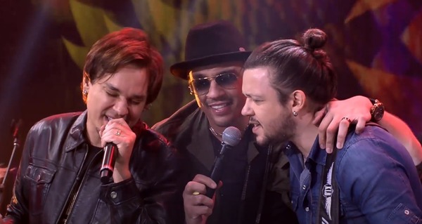 KLB brinca sobre retorno da banda: "Vida devolveu as fantasias"