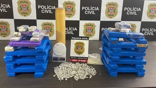 Polícia apreende 35 kg de maconha com “distribuidora” do Quintino II