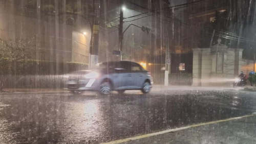Chuva complica trânsito nesta manhã em Ribeirão Preto, confira os trechos interditados