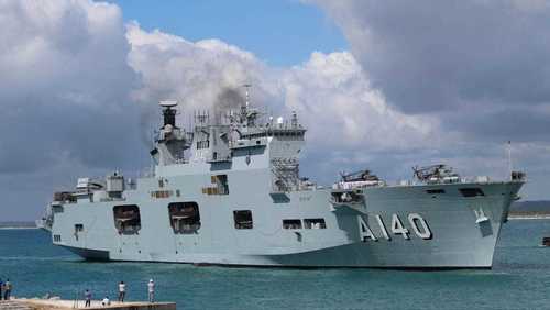 Marinha enviará maior navio da América Latina para ajudar população do RS