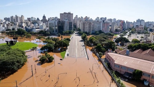 Nível do Guaíba continua subindo e pode bater novo recorde em Porto Alegre