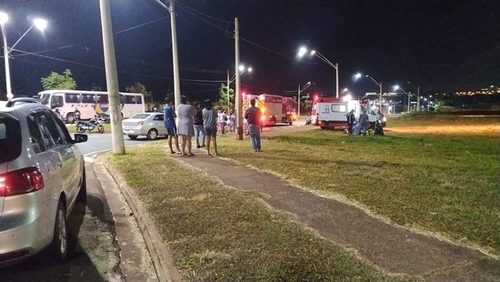 Polícia investiga se descarga elétrica em poste matou adolescente em Barretos