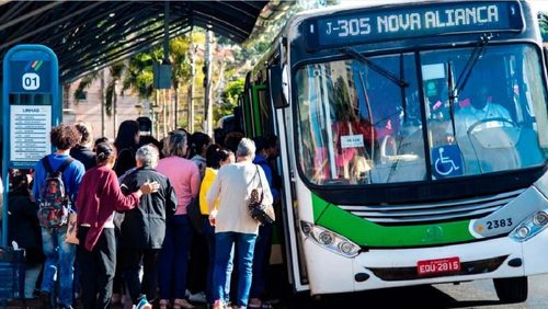 Justiça multa consórcio PróUrbano em R$ 3 milhões por danos morais a usuários do transporte público em Ribeirão Preto