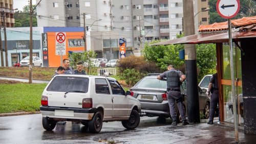 Família é flagrada em carro “dublê” na zona Leste de Ribeirão Preto