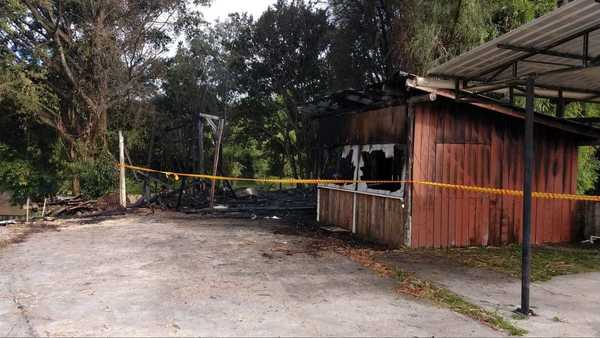 VÍDEO: Casa de autor dos ataques em Brasília pega fogo em SC