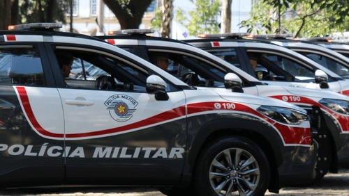 Dois policiais são indiciados por estupro de vulnerável dentro de uma viatura em SP
