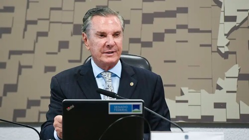 Collor ficará em ala especial de presídio em Maceió
