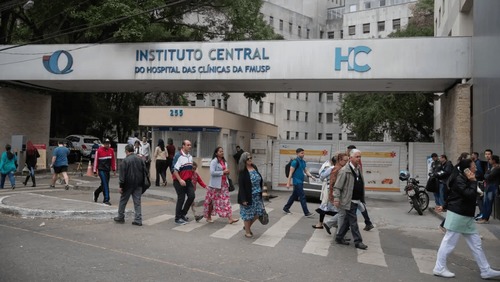 Auxiliar de enfermagem é preso por estuprar paciente em coma no Hospital das Clínicas, em SP
