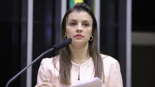 Deputada federal acusa marido de agressões físicas e psicológicas