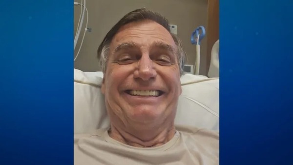 Bolsonaro deve progredir para dieta líquida, diz novo boletim médico