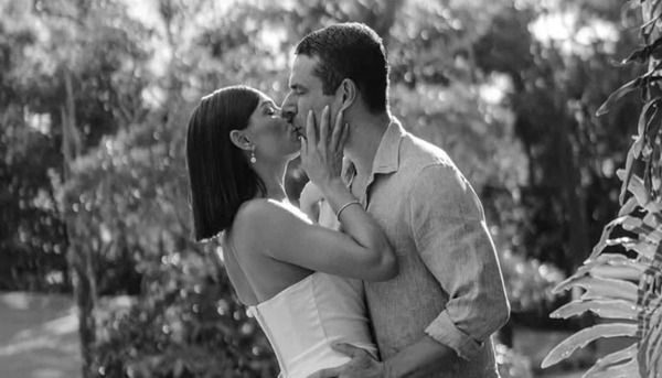 Isis Valverde e Marcus Buaiz se casam no interior de São Paulo