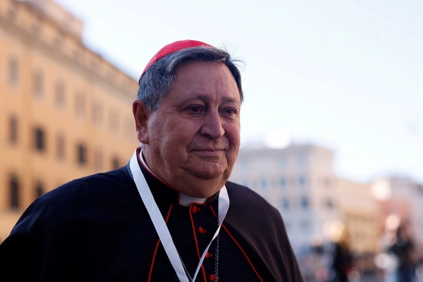 Padres apostam em cardeal brasileiro amigo de Francisco como novo papa