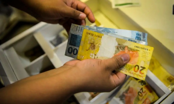 BC informa que brasileiros têm R$ 9,13 bilhões em valores para receber