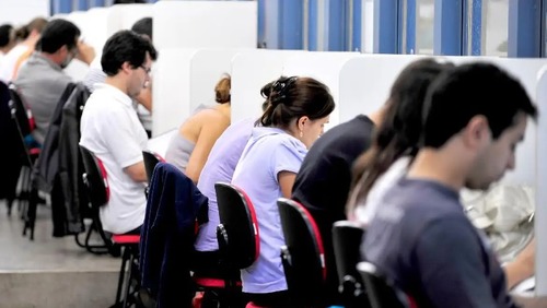 MEC prorroga até sexta inscrições de cursinhos populares