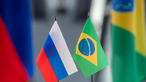 Entenda como funciona a 'fábrica de espiões' russos que atua no Brasil
