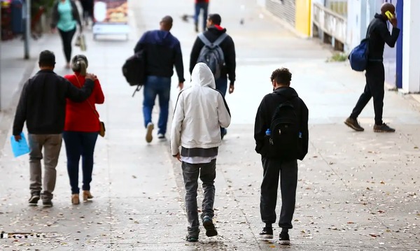 Frente fria deve derrubar temperaturas a partir desta terça-feira