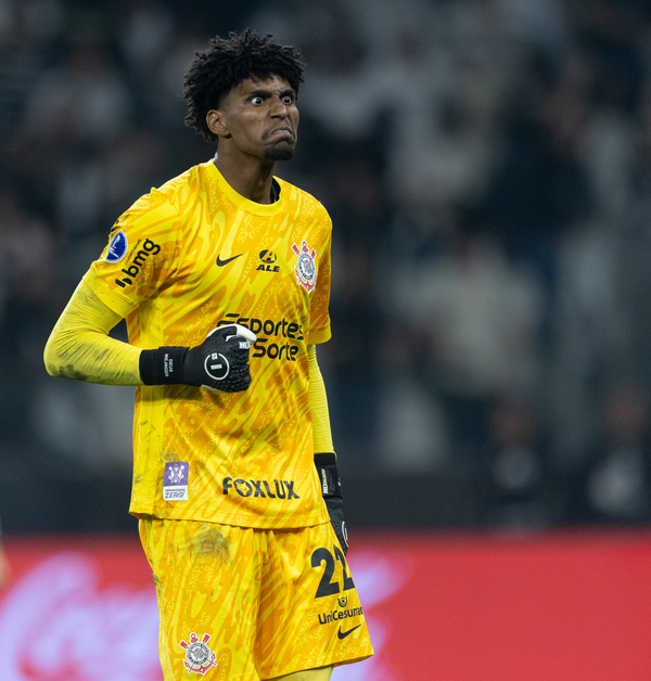 "Hugo Souza tem que ser titular da Seleção Brasileira", afirma Velloso