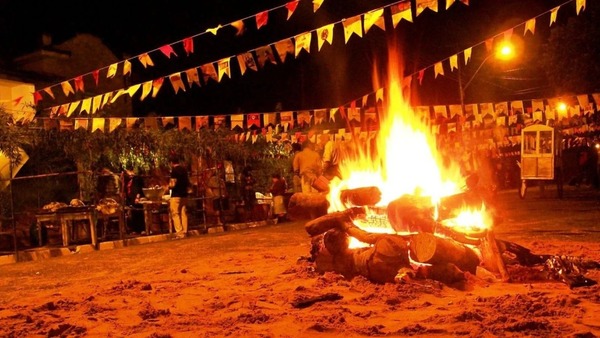 Alimentos típicos das festas juninas estão 44% mais caros