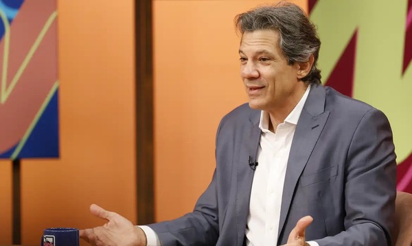 Governo prepara MP para recalibrar IOF e aumentar arrecadação